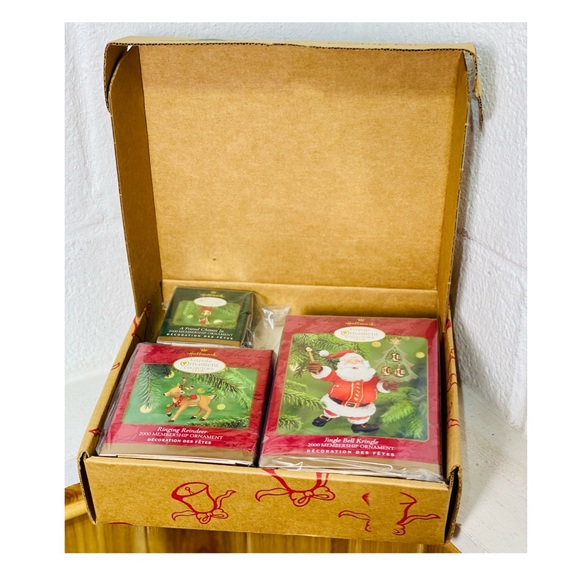 Vintage Hallmark Keepsake Ornament Collector’s Club 2000 - Picture 8 of 10